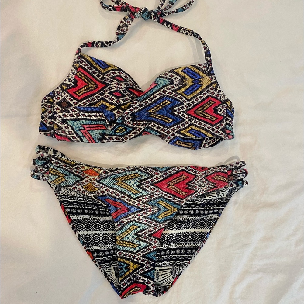 ROXY small swimsuit Bikini Sz Small EUC